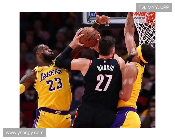 回望二零一五年十二月热火对湖人一战的时代交锋记忆与荣耀落幕之夜 回望二零一五年十二月热火对湖人一战的时代交锋记忆与荣耀落幕之夜