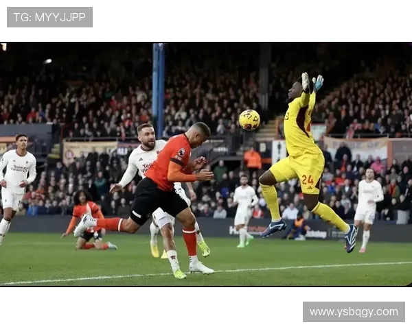 曼晚分析：拉门斯扑救表现优于奥纳纳阻止进球数更胜一筹